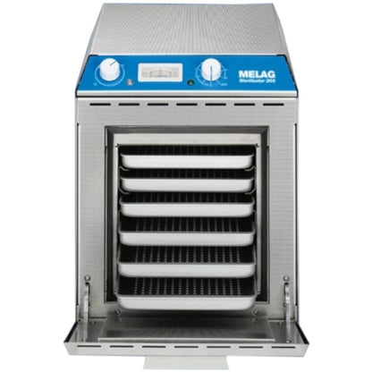 MELAG Heißluft Sterilisator 205 mit Halterung für 3 Kassetten oder 3 Tabletts